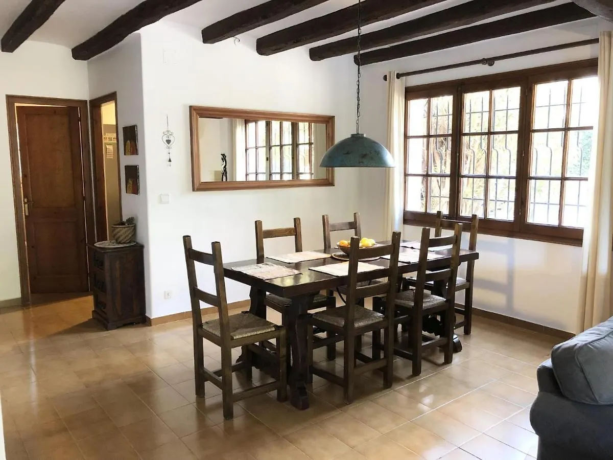 Pollo Villa Begur Spain